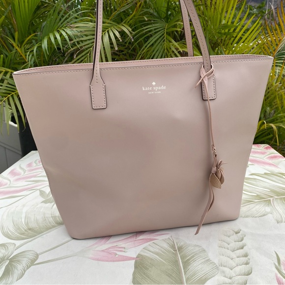 Kate Spade New York Light Pink Felicity Street Karla Flower Dangle Tote Bag
- - Picture 1 of 14